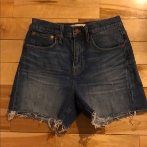 Size 25 high-rise Madewell shorts